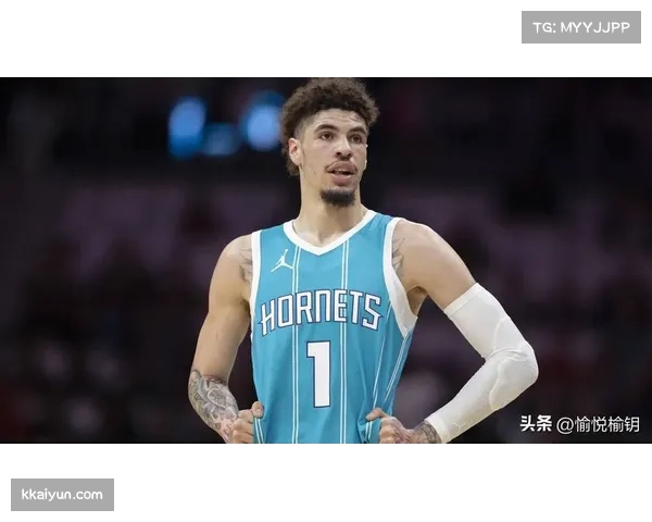 黄蜂主场战胜魔术延续近期良好势头 团队配合默契度提升 黄蜂主场战胜魔术延续近期良好势头 团队配合默契度提升