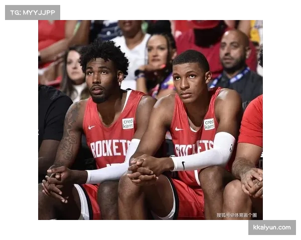 火箭伊森情绪管理问题再现,防守积极性与犯规控制需要平衡 火箭伊森情绪管理问题再现,防守积极性与犯规控制需要平衡